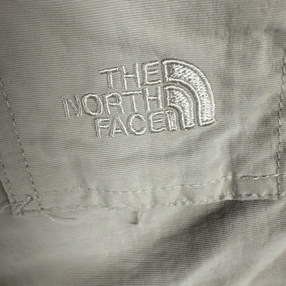 The North Face Shorts Mens XL Tan Cargo Gorpcore Hiking Belted Nylon Outdoors